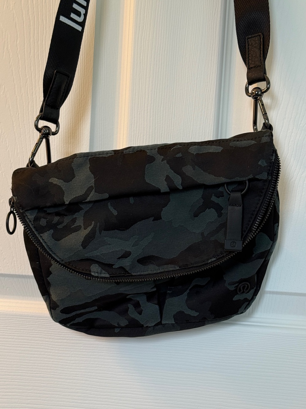 lululemon athletica All Night Festival Bag Camo
